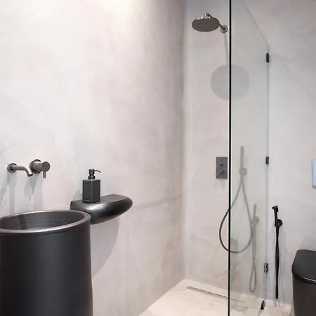 Maera Maximus Mykonos Town